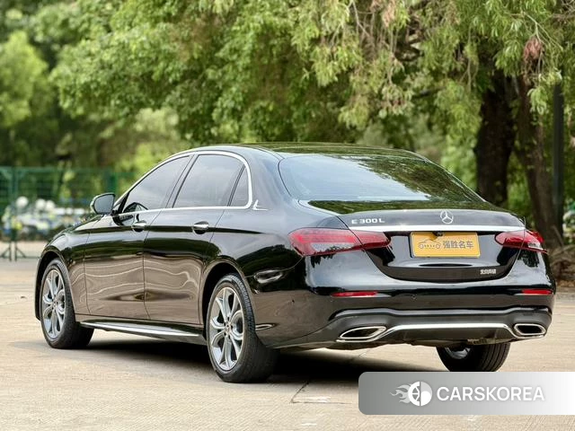 Mercedes-Benz E-class id 4277075 из Китая 20