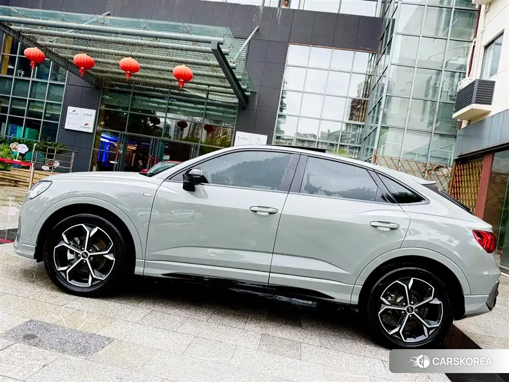 Audi Q3 Sportback id 4546079 из Китая 12