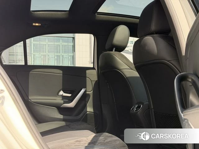 Mercedes-Benz Class A id 4306971 из Китая 12