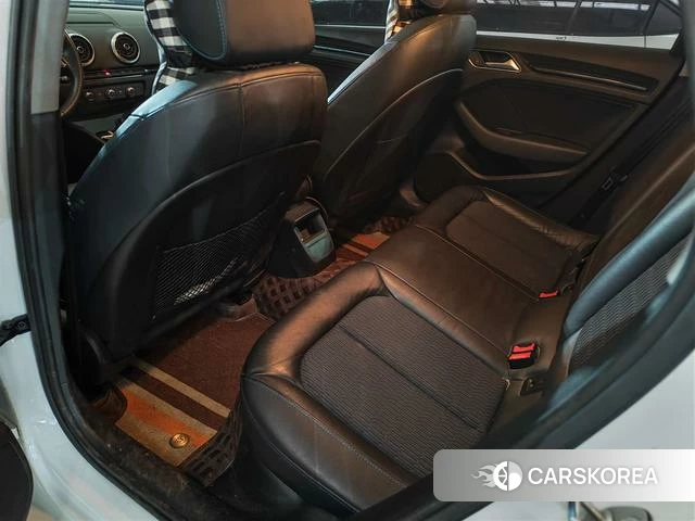 Audi A3 id 4260943 из Китая 7