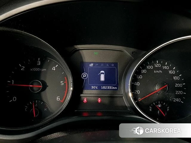 Kia All New Carnival id 4652428 из Кореи 17