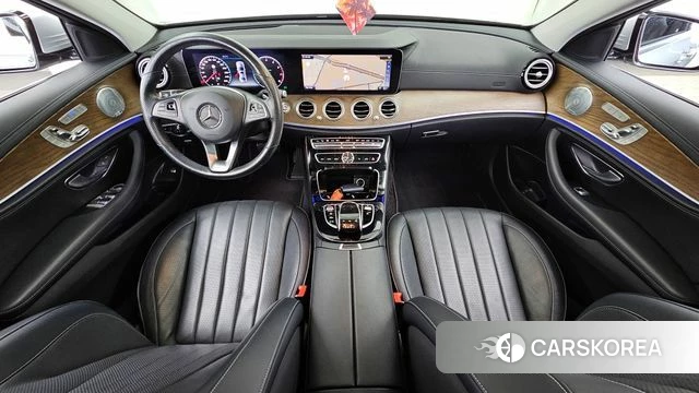 Mercedes-Benz E-Class W213 id 4543797 из Кореи 31