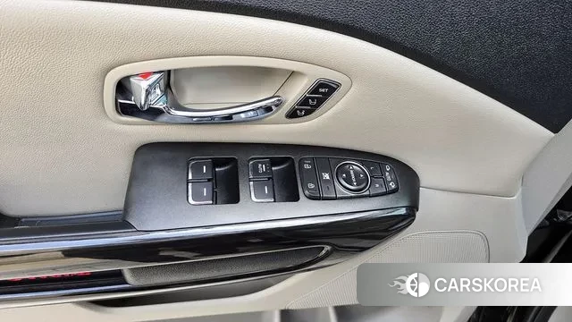 Kia The New Carnival id 2973496 из Кореи 16