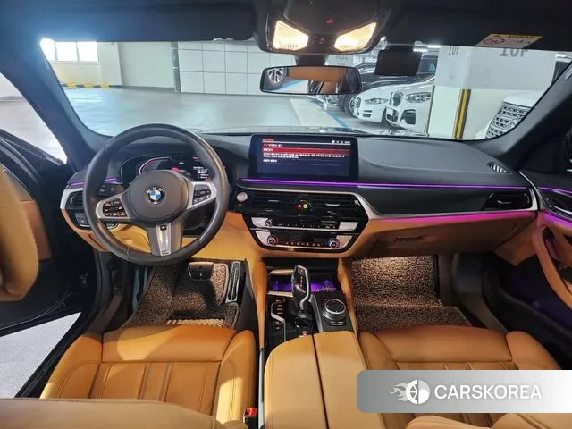 BMW 5 Series (G30) id 3338725 из Кореи 17