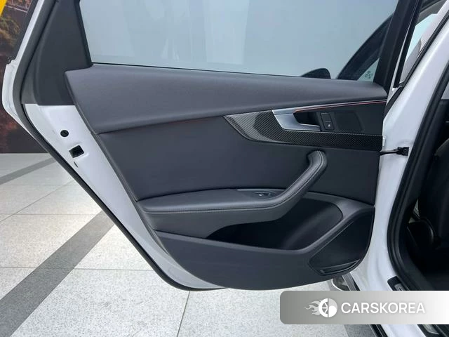 Audi A4L id 4236344 из Китая 29