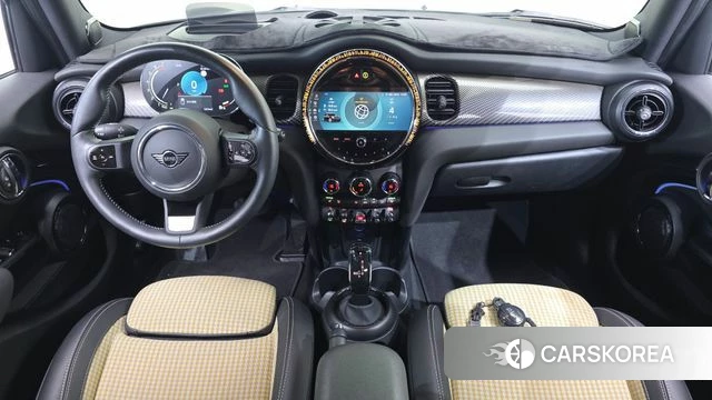 Mini Cooper S id 4773893 из Кореи 28