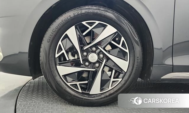 Hyundai The New Grandeur IG Hybrid id 4936389 из Кореи 31