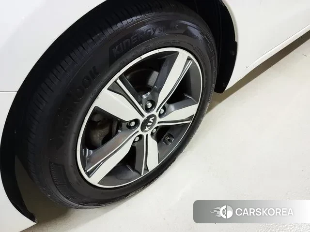 Kia The New K3 id 3166581 из Кореи 14