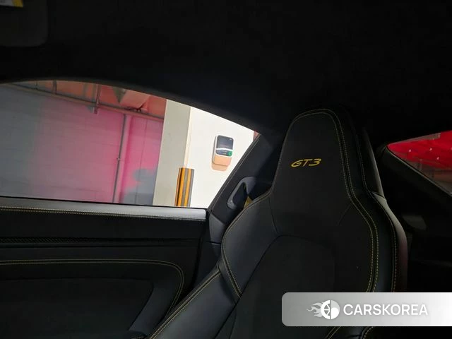 Porsche 911(992) id 4631315 из Кореи 7