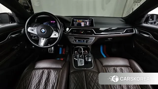 BMW 7 Series (G11) id 3017480 из Кореи 17