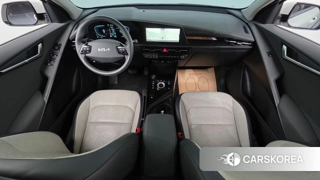 Kia Di Ol Nu Niro id 4279823 из Кореи 17