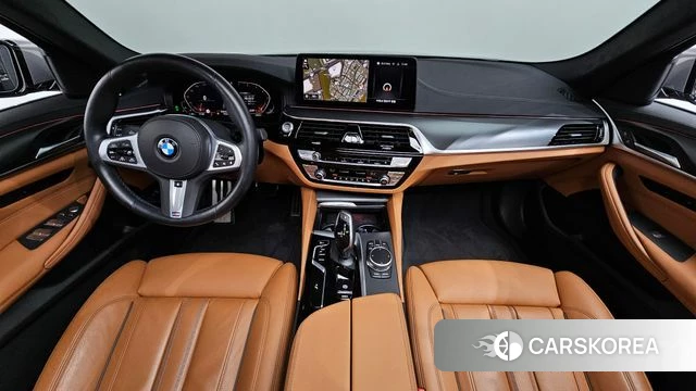 BMW 5 Series (G30) id 4415174 из Кореи 33