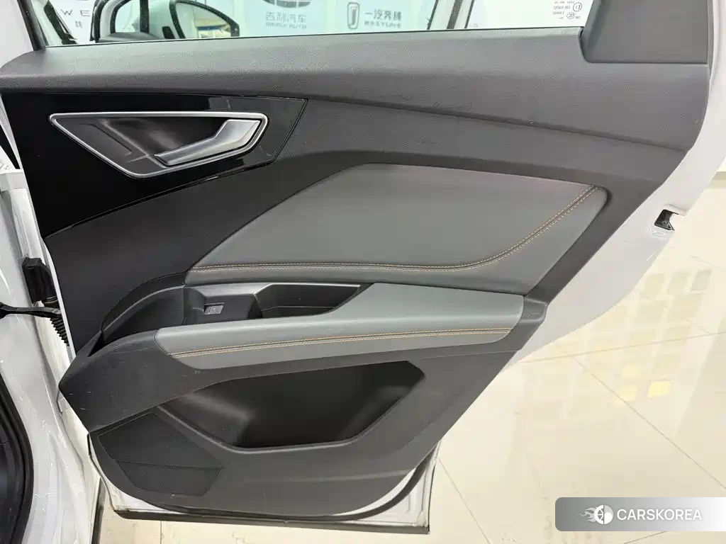 Audi Q4 e-tron id 4669431 из Китая 25
