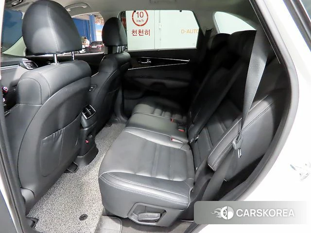 Kia The New Sorento id 4563341 из Кореи 17