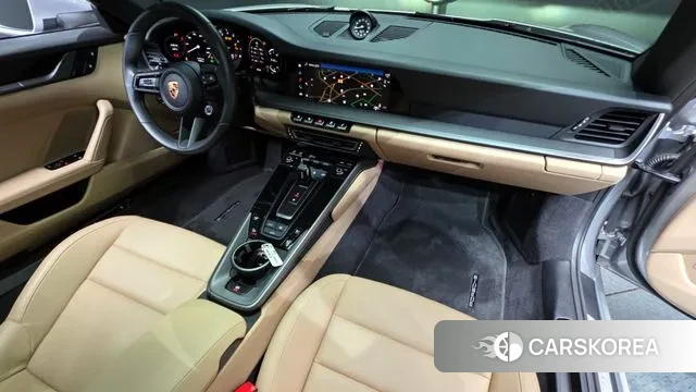 Porsche 911(992) id 3517731 из Кореи 17