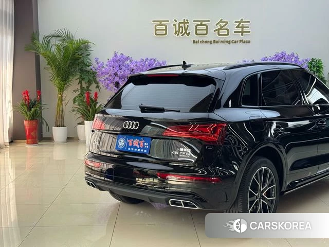 Audi Q5L id 3913711 из Китая 15