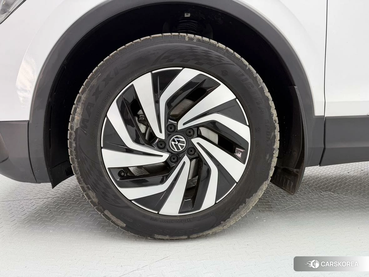 Volkswagen Tiguan L id 4513592 из Китая 15