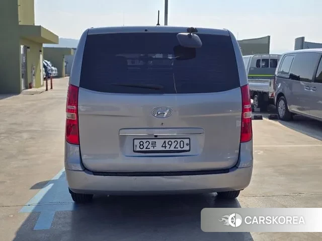 Hyundai The New Grand Starex id 3631243 из Кореи 14