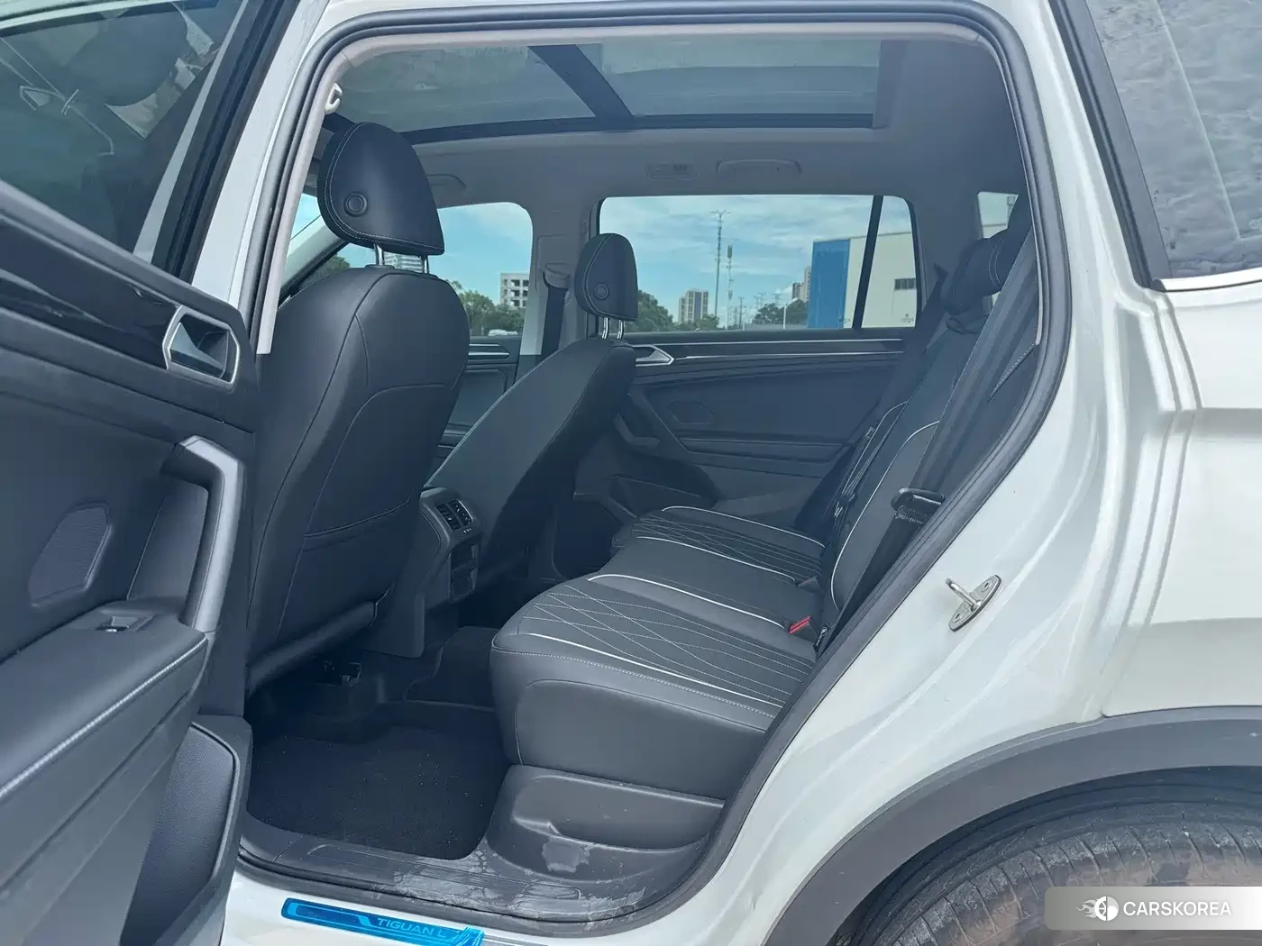 Volkswagen Tiguan L id 4654980 из Китая 7