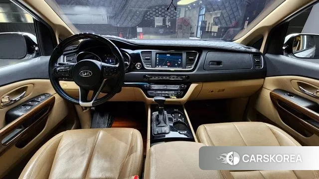 Kia All New Carnival id 3672830 из Кореи 17