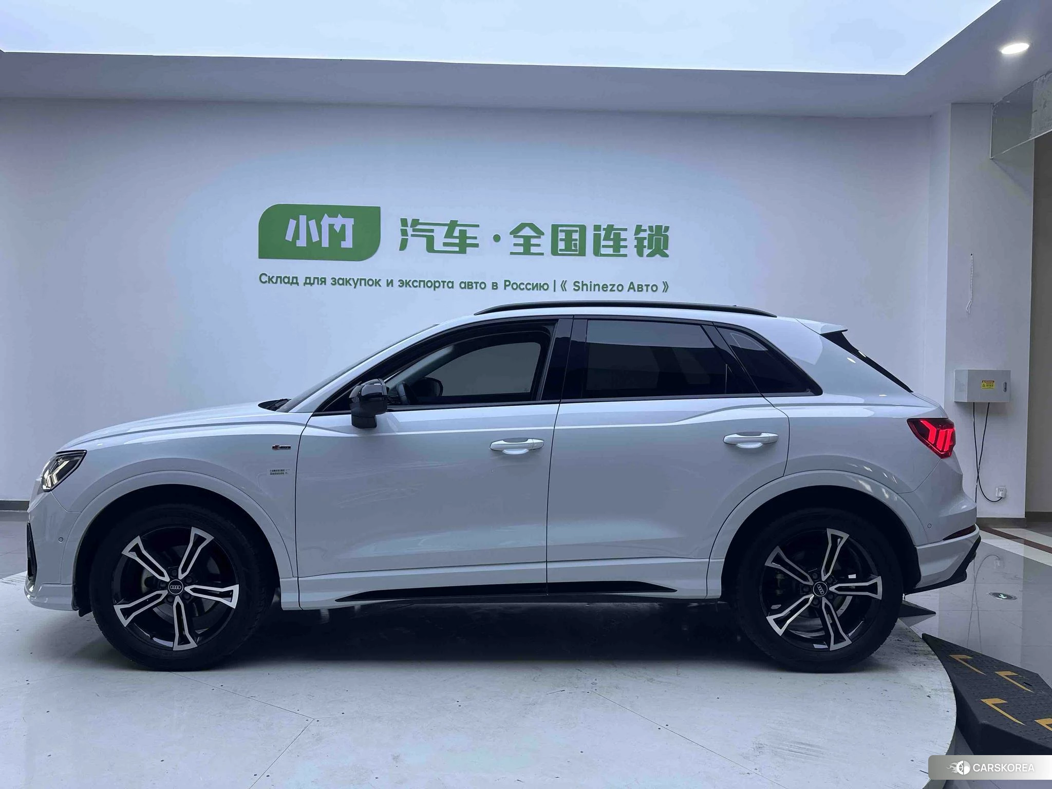 Audi Q3 id 4405823 из Китая 20
