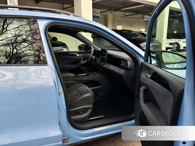 Volkswagen Tiguan L id 4320697 из Китая 12