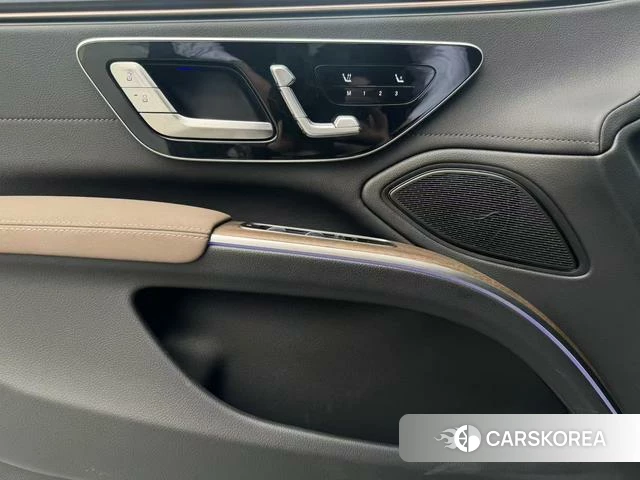 Mercedes-Benz EQS id 4320640 из Китая 13