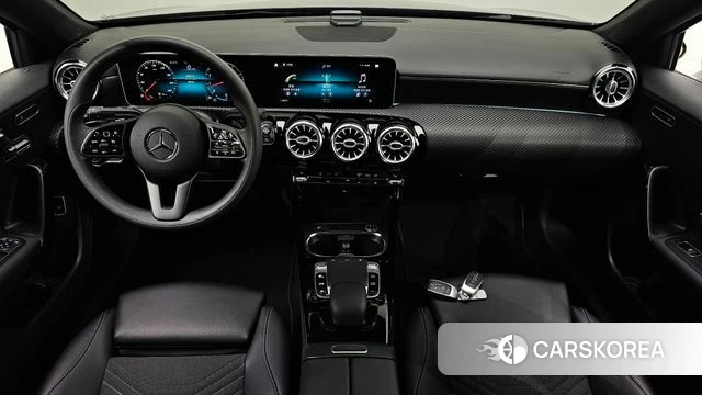 Mercedes-Benz A-Class W177 id 4872765 из Кореи 30