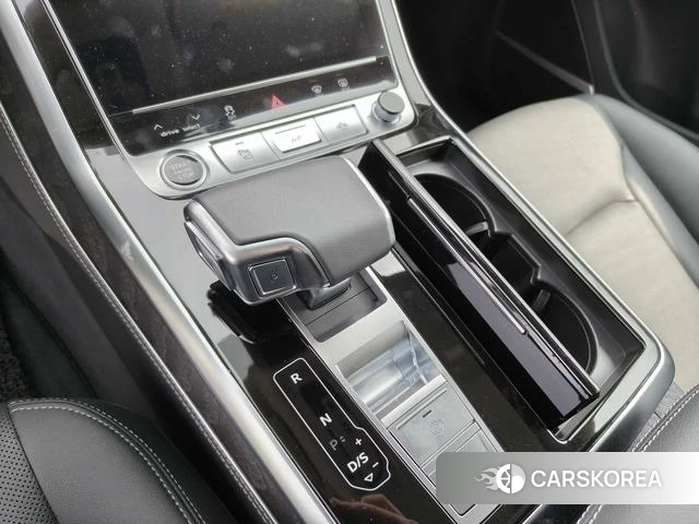 Audi Q8 id 4239968 из Китая 17