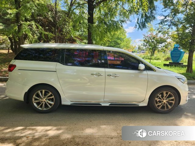 Kia The New Carnival id 4772986 из Кореи 17