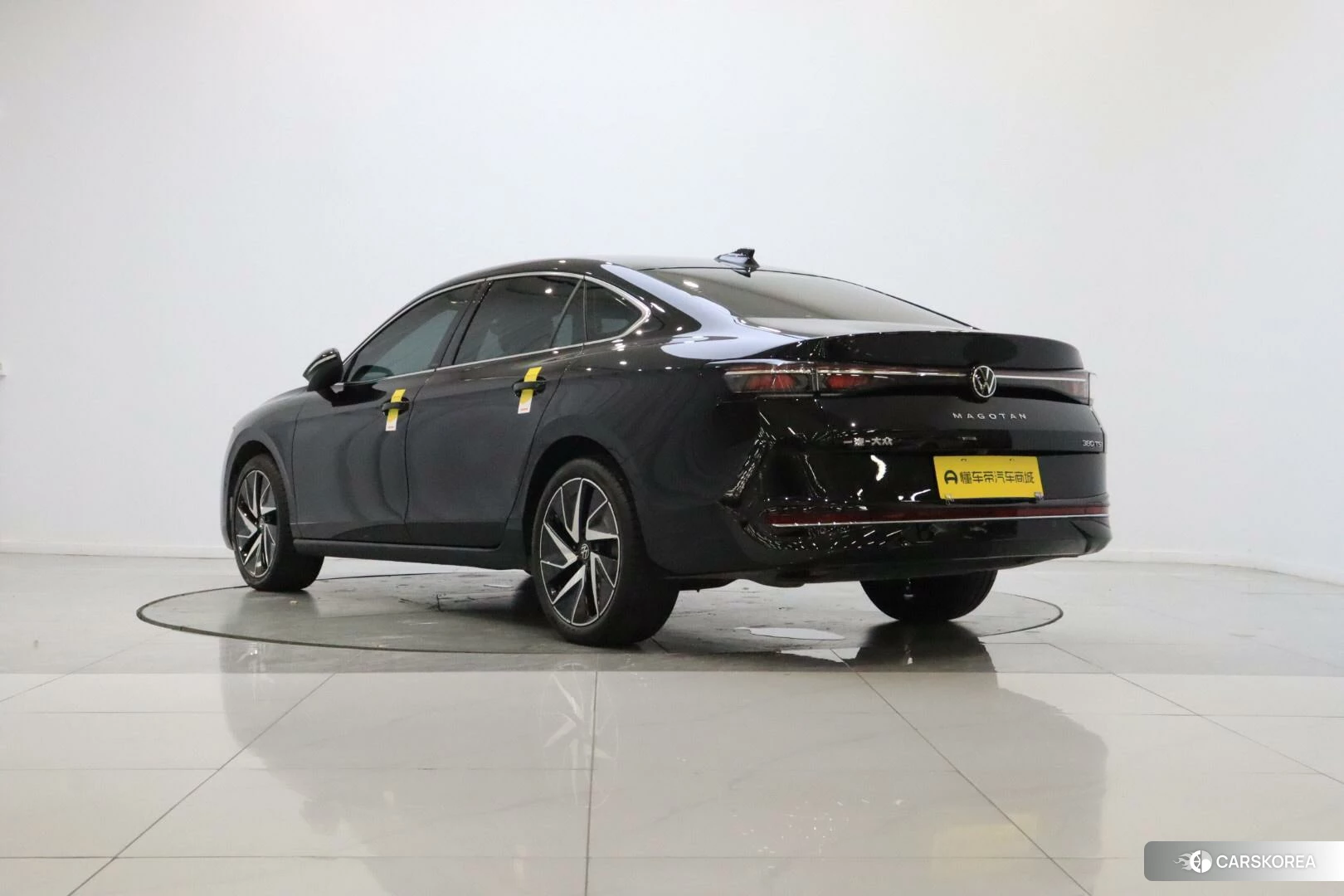 Volkswagen Magotan id 4467831 из Китая 17