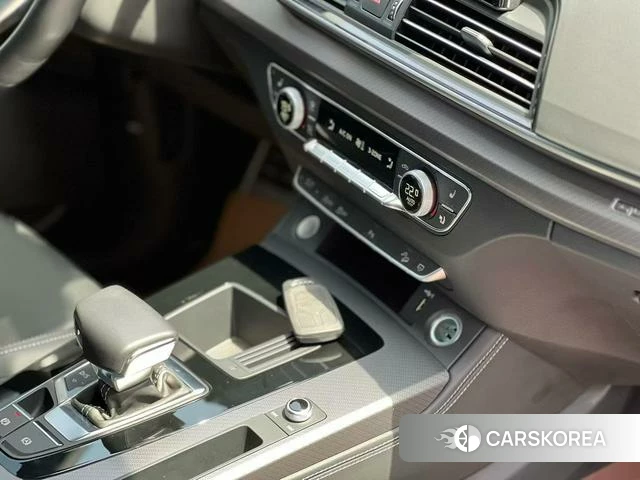 Audi Q5L id 4321143 из Китая 7