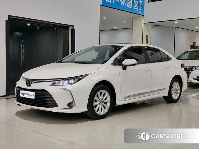 Toyota Corolla id 4261899 из Китая 7