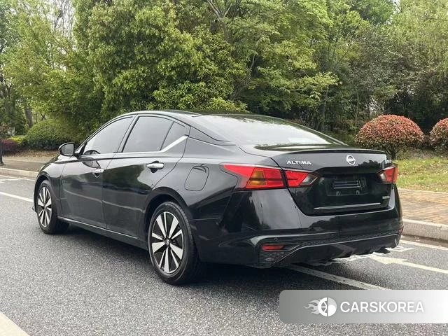 Nissan Teana id 4242359 из Китая 7