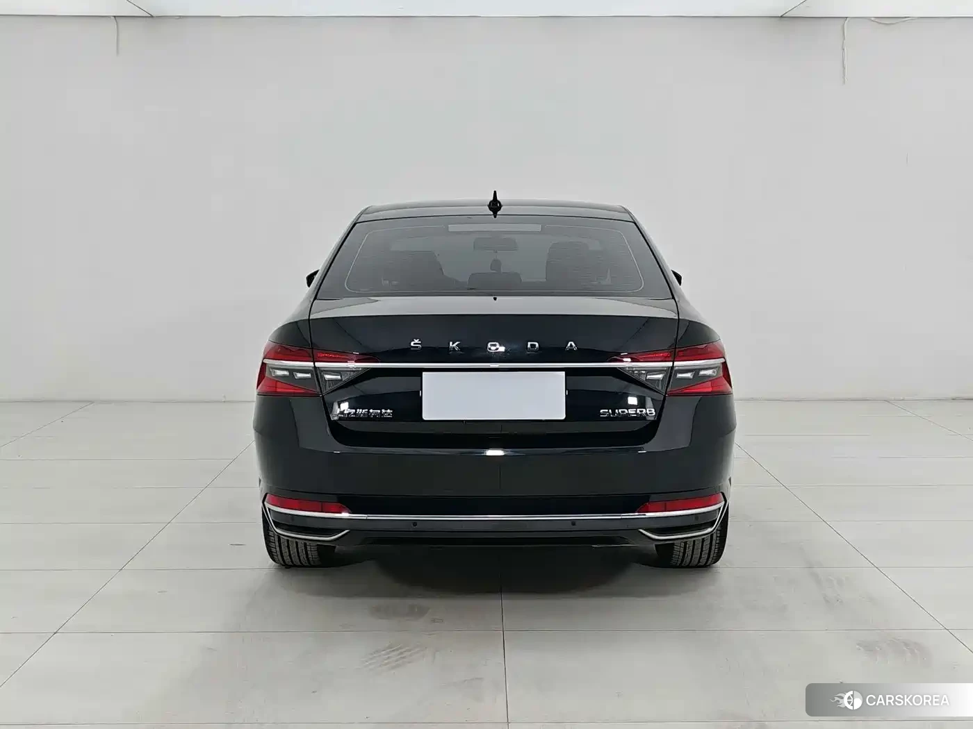 Skoda Superb id 4655116 из Китая 15