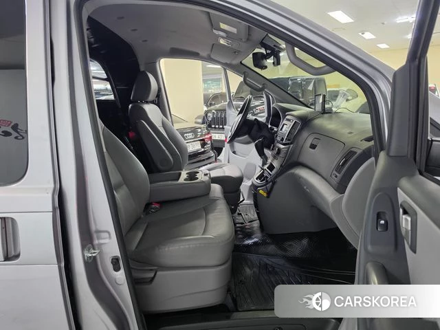 Hyundai The New Grand Starex id 4746020 из Кореи 17