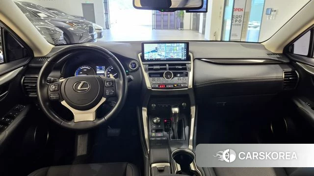 Lexus NX300h id 4338469 из Кореи 17