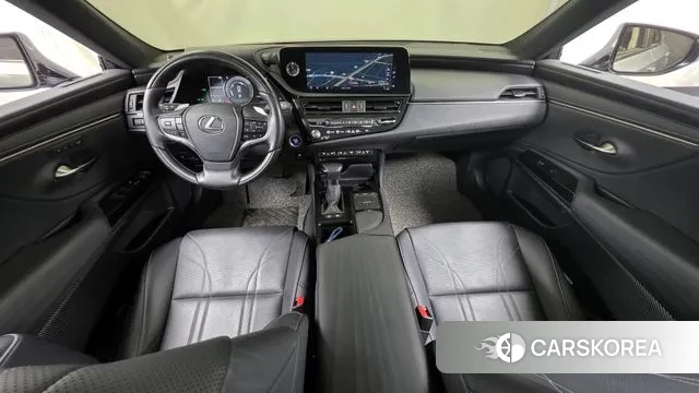 Lexus ES300h 7th generation id 3681047 из Кореи 17