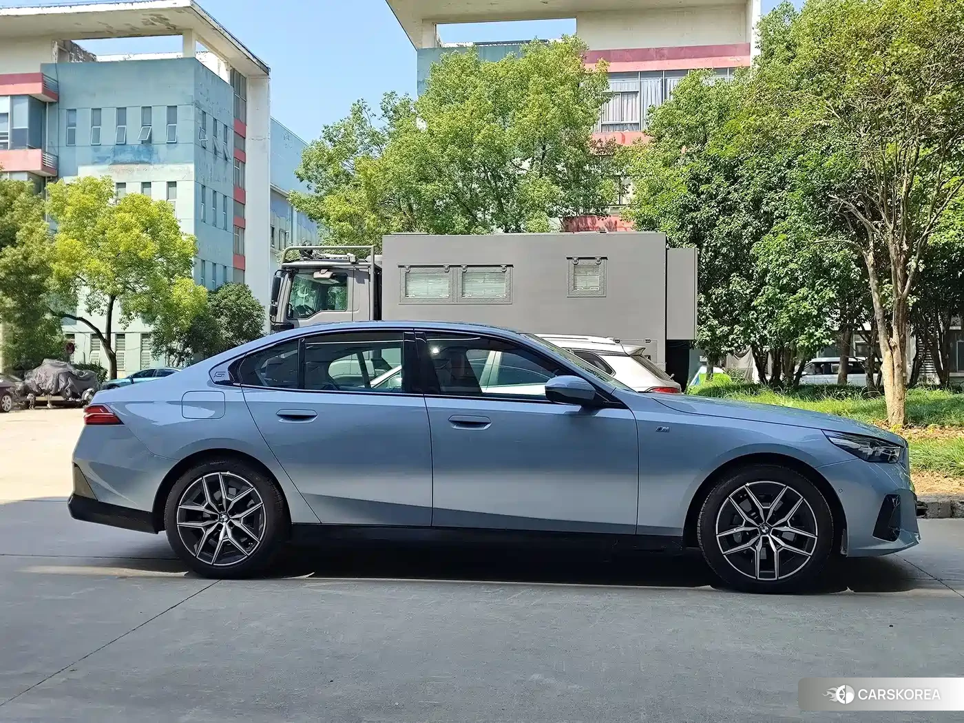 BMW 5 series id 4628260 из Китая 15