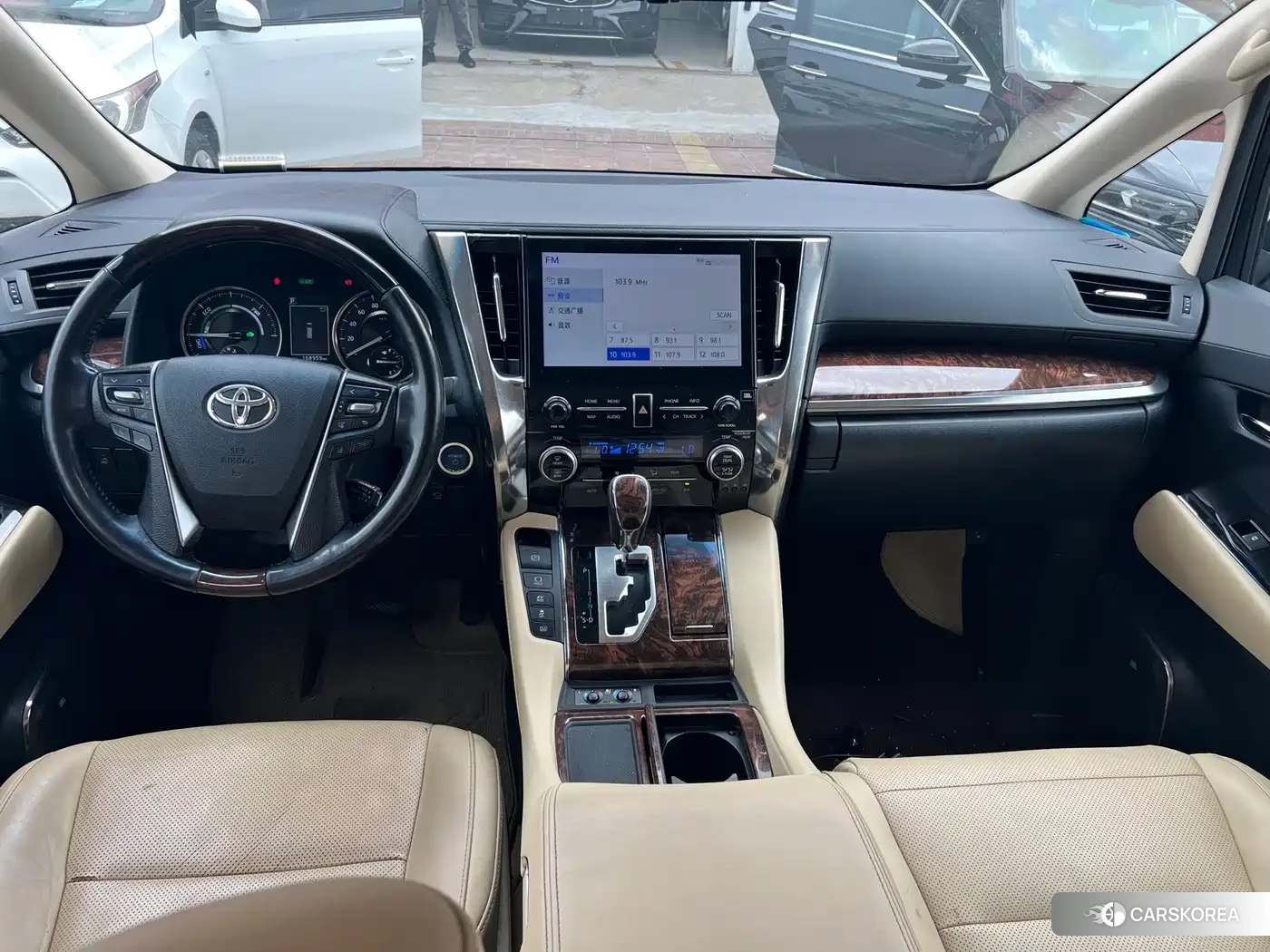 Toyota Elfa id 4622612 из Китая 12