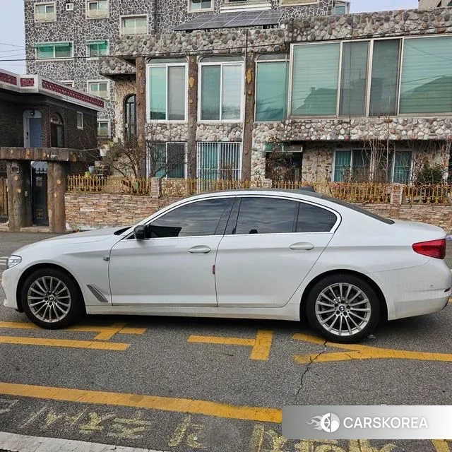 BMW 5 Series (G30) id 3587979 из Кореи 7