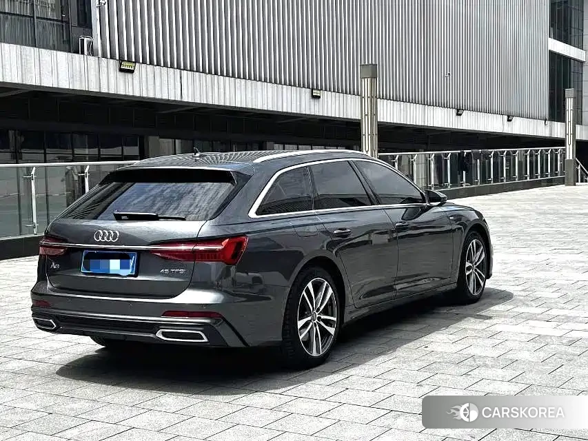 Audi A6 id 4679902 из Китая 7