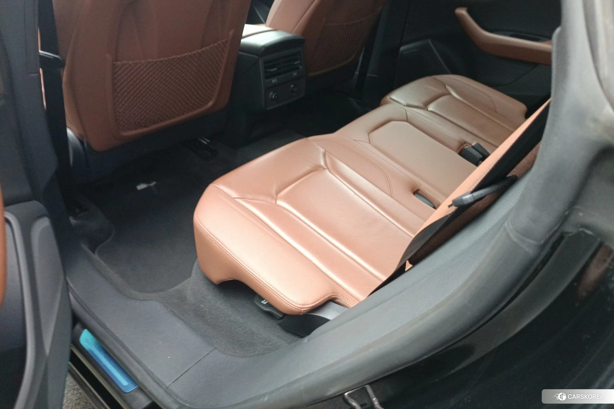 Audi Q8 id 4407250 из Китая 14
