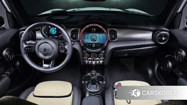 Mini Cooper S id 3507781 из Кореи 17