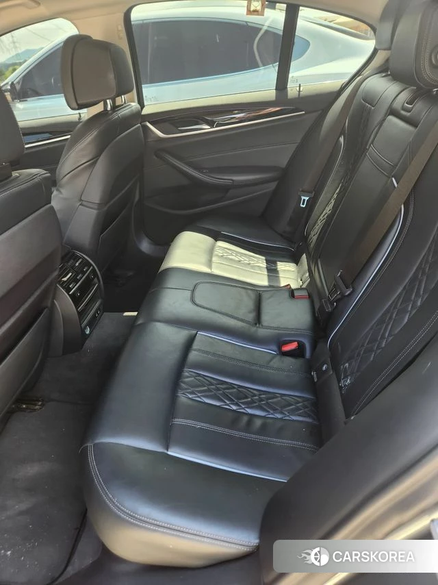 BMW 5 Series (G30) id 4732342 из Кореи 12