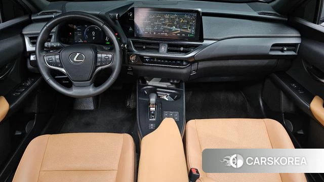 Lexus UX300h id 3876619 из Кореи 17