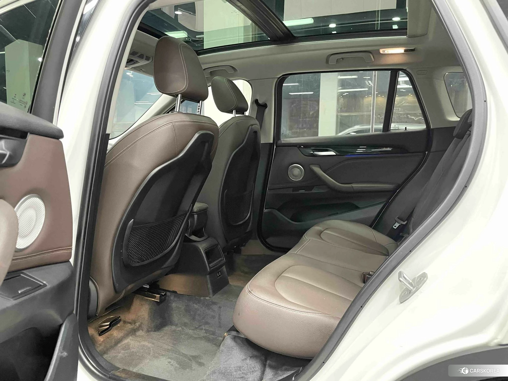 BMW X1 id 4413270 из Китая 17
