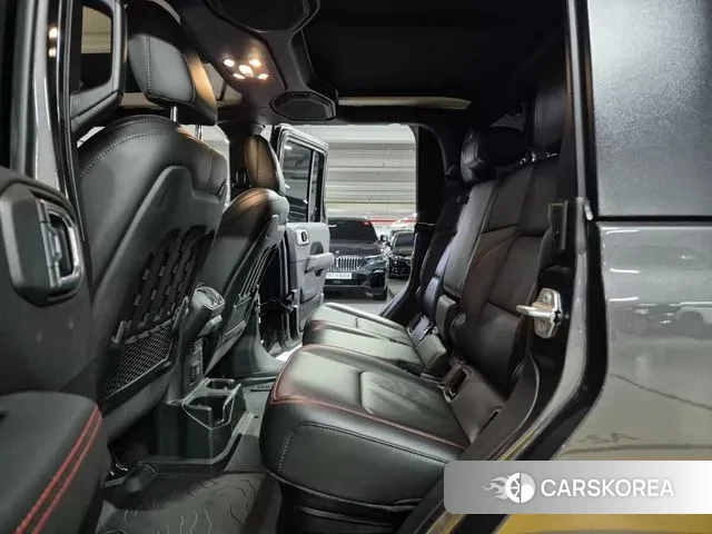 Jeep Gladiator (JT) id 3032879 из Кореи 17