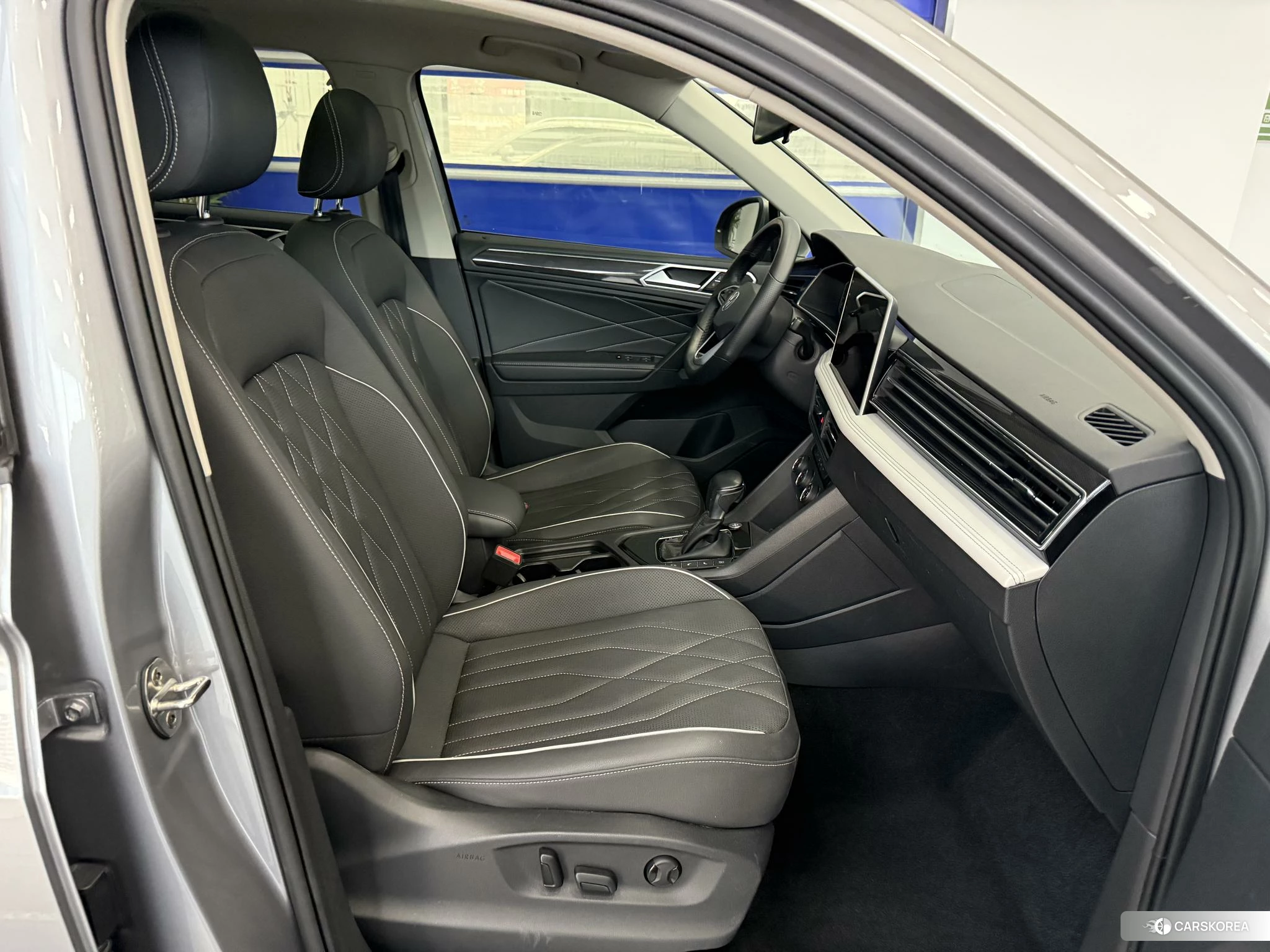 Volkswagen Tiguan L id 4453926 из Китая 22