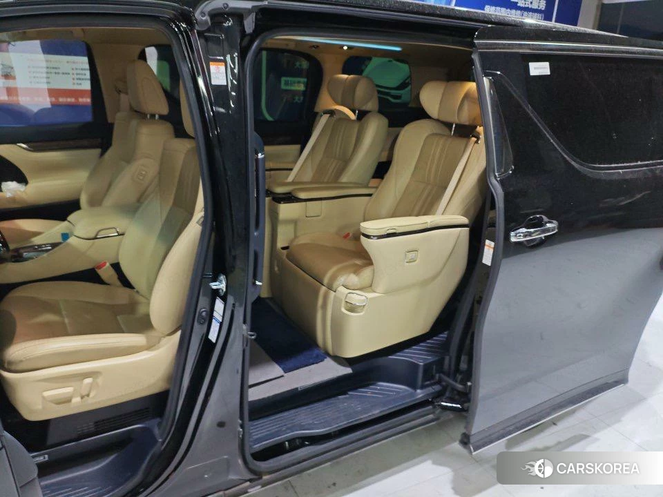 Toyota Vellfire id 4467530 из Китая 8